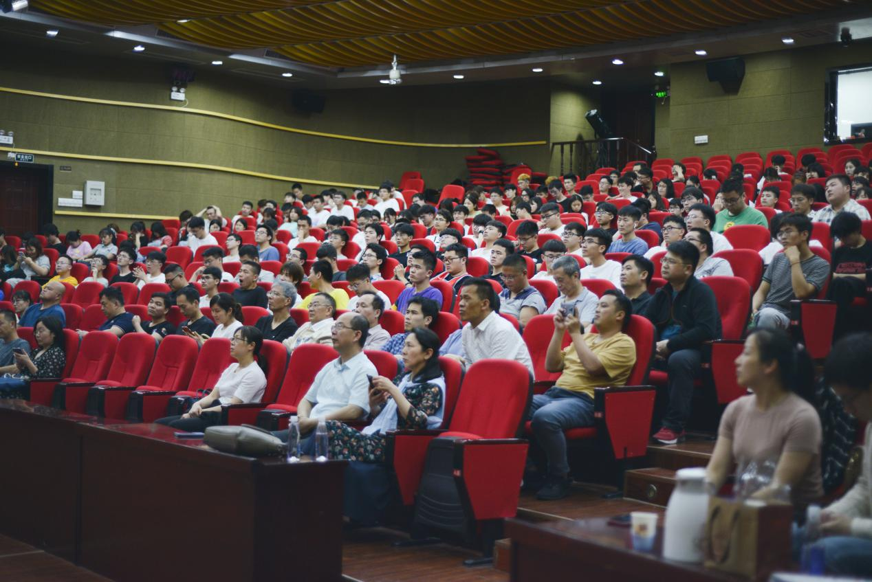 柳州工学院信息科学与工程学院举办"大数据产业应用场景